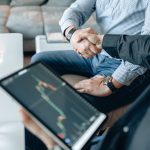 Автоматизированный криптовалютный арбитраж с помощью биржевого робота trading-878.jpg